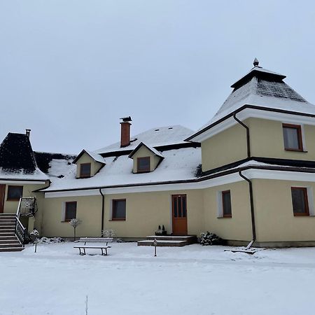 Penzion U Dvoch Levov Oravsky Podzamok Εξωτερικό φωτογραφία
